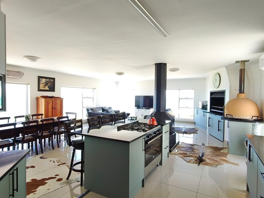 5 Bedroom Property for Sale in Dana Bay Western Cape